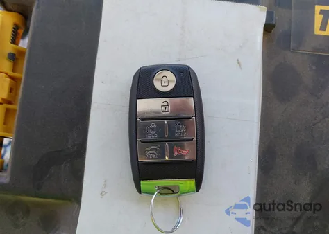 2015 Kia Sedona Ex z USA, uszkodzony, nr VIN KNDMC5C18F6051021